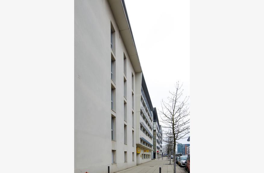 Zenitude Hôtel-Résidences Le Mans Novaxis Esterno foto