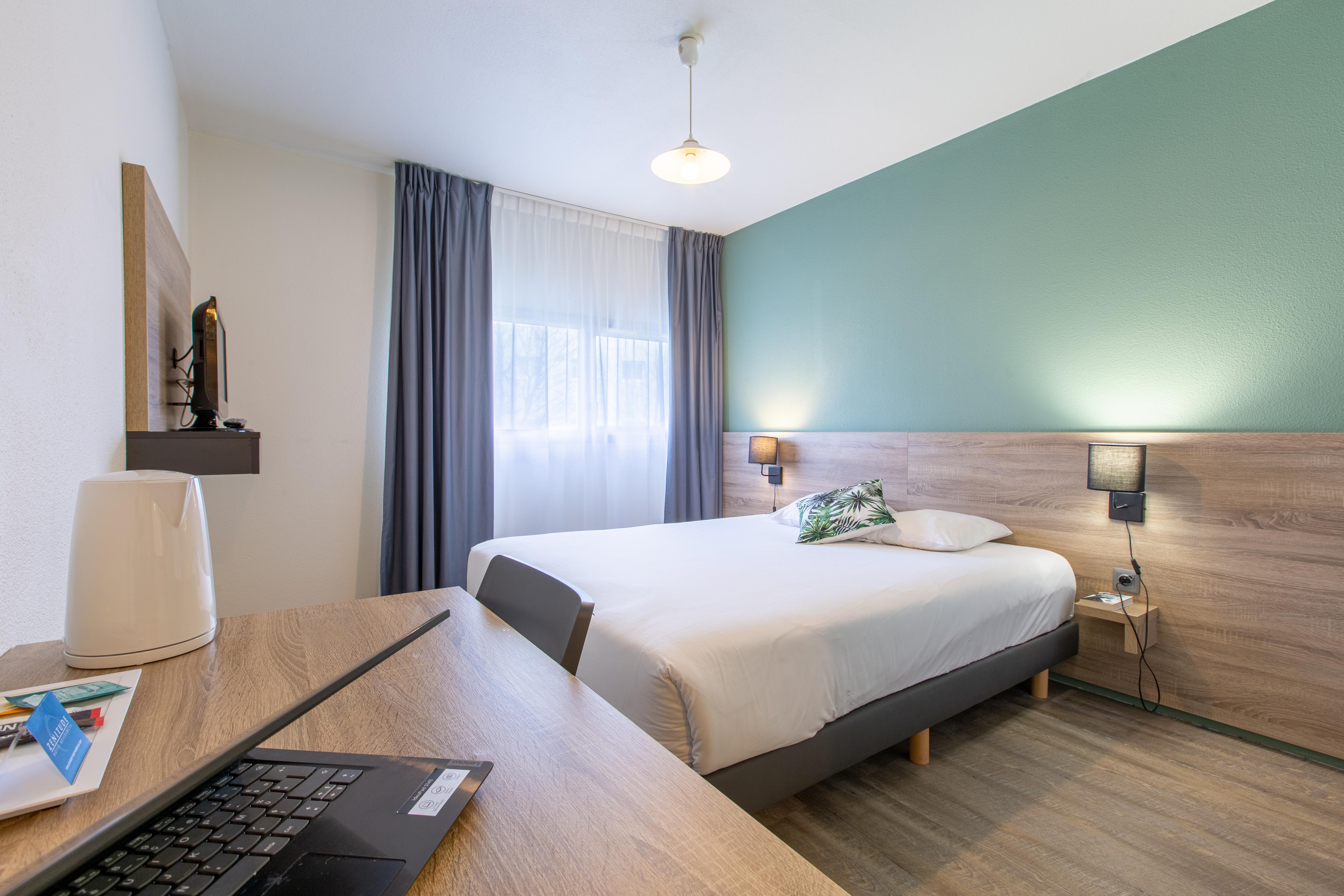 Zenitude Hôtel-Résidences Le Mans Novaxis Esterno foto