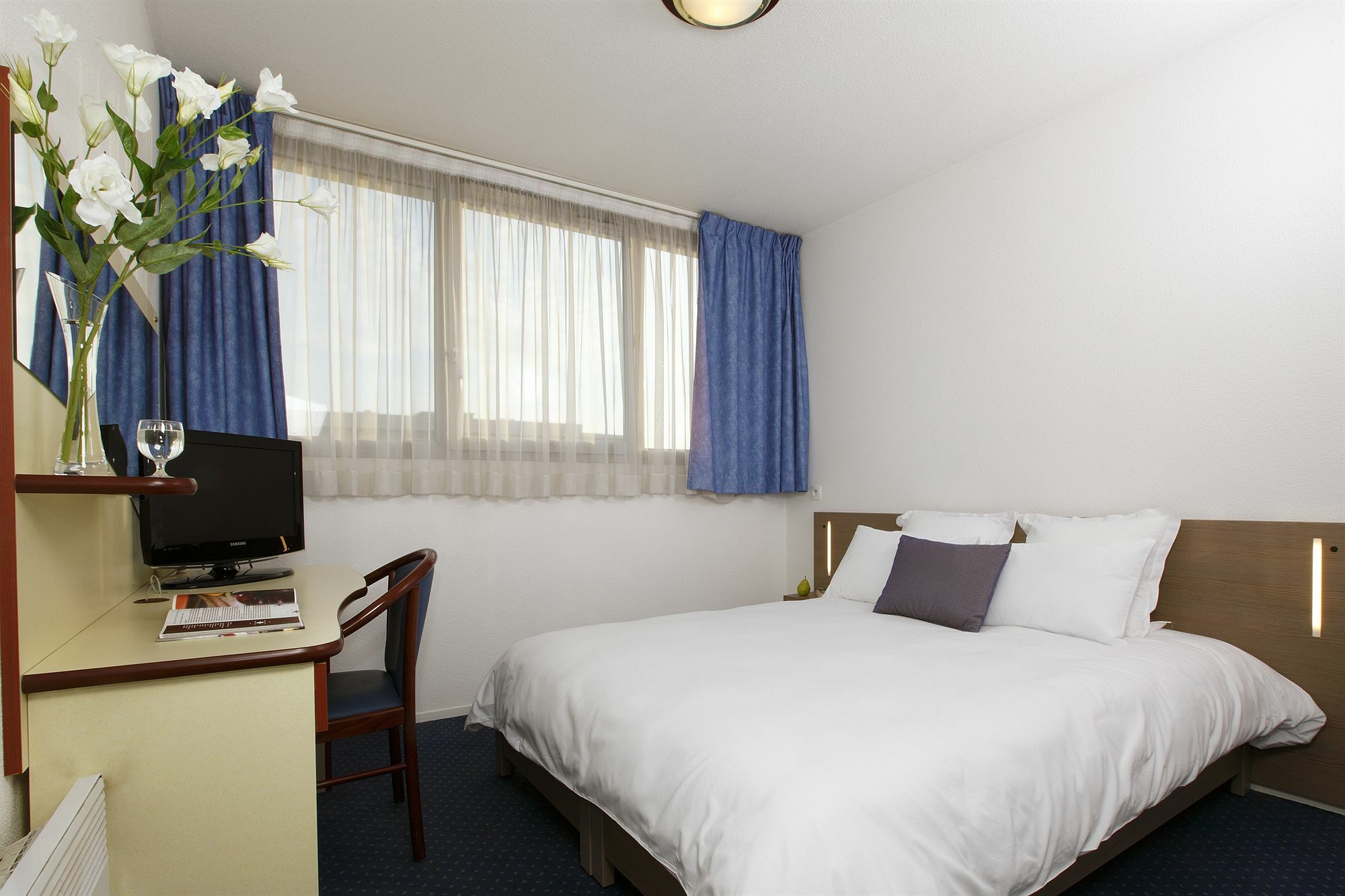 Zenitude Hôtel-Résidences Le Mans Novaxis Esterno foto